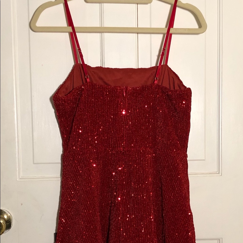 Lulu’s Sparkley Fitted dress, red, medium, NEW WITH TAGS